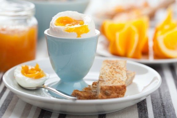 Έρευνα: Τα αβγά το πρωί κάνουν καλό στον εγκέφαλο